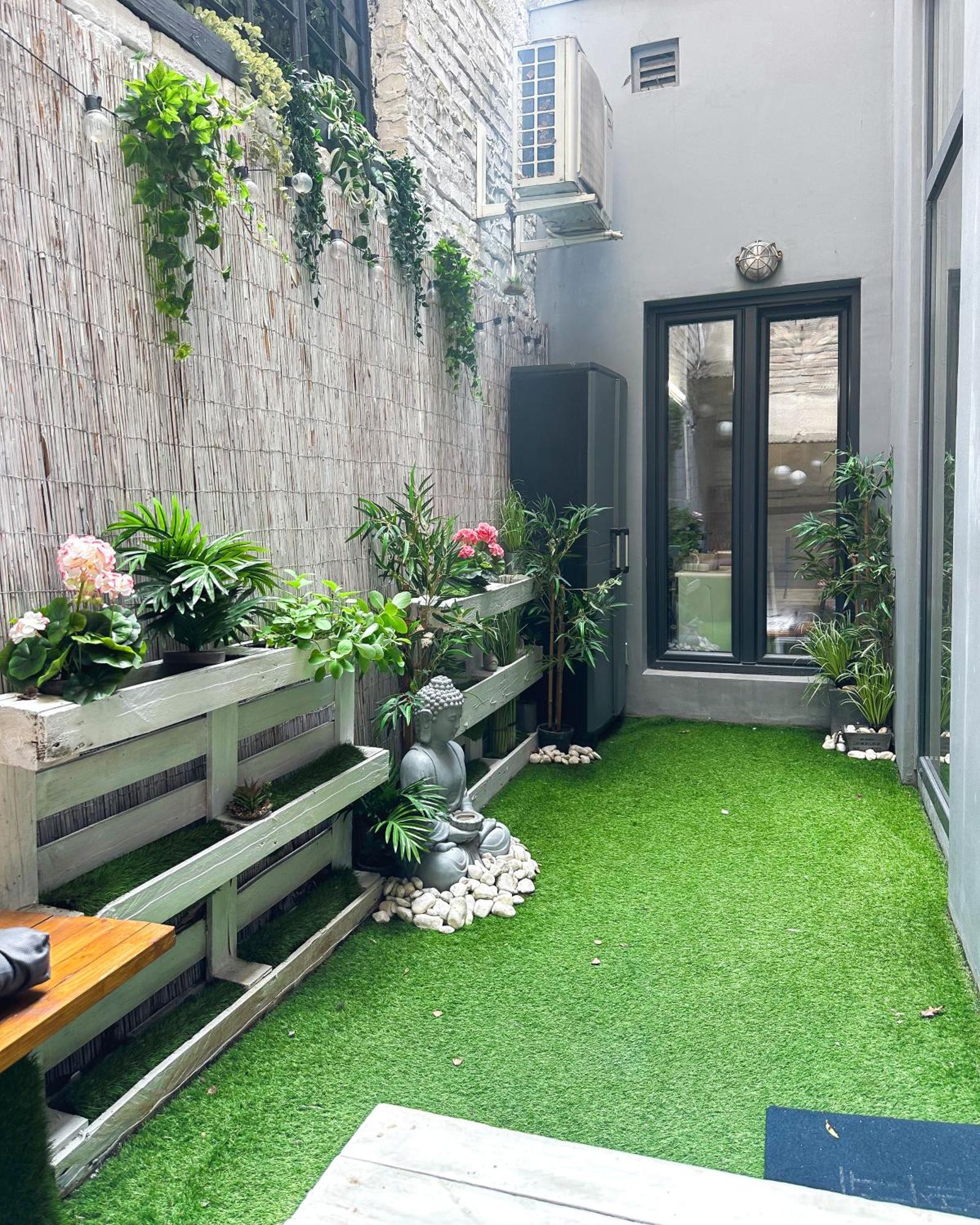 Urban Studio With Private Garden Near Andrassy Budapest Exterior photo